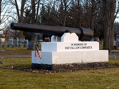 ©2017 Look Around You Ventures, LLC. Image of Fowlerville Civil War Monument.